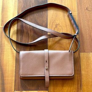 Lucky leather crossbody